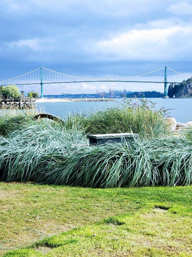 Your Alternative To A Five Star Hotel - Premium Location Vancouver Exterior photo