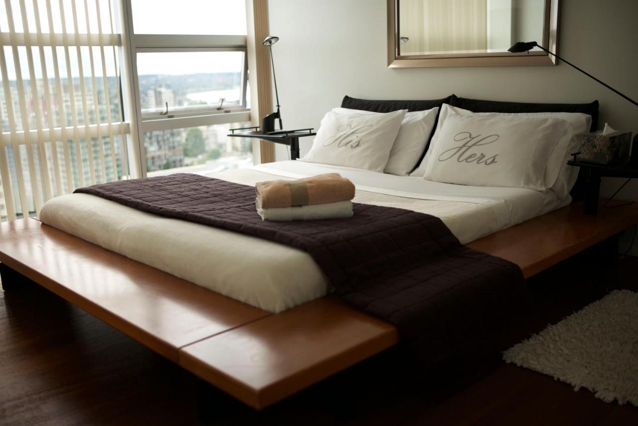 Your Alternative To A Five Star Hotel - Premium Location Vancouver Exterior photo